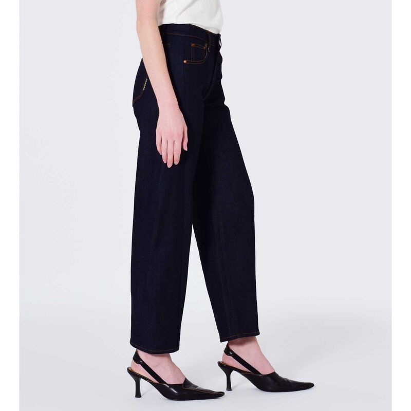 Neuw Amber Barrel Resonate Jeans image number 2